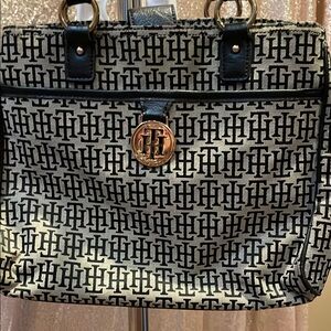 Tommy Hilfiger Gold Logo Bag